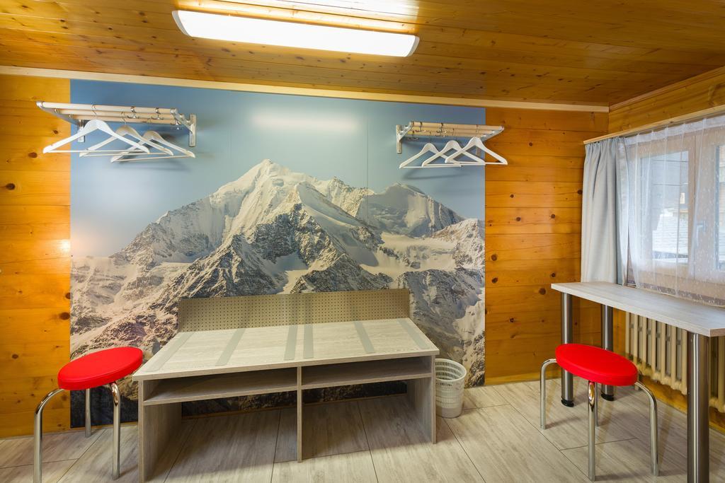 Apartment Efeu "Mit Stil & Tradition" Grächen Pokoj fotografie
